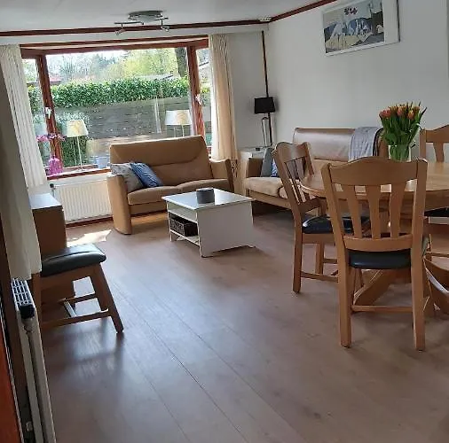 Cosy Garden Familie Tot 4 Personen Op De Veluwe Bungalowpark De Kern * Putten