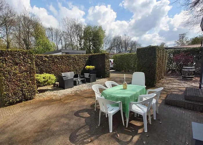 Шале Cosy Garden Familie Tot 4 Personen Op De Veluwe Bungalowpark De Kern